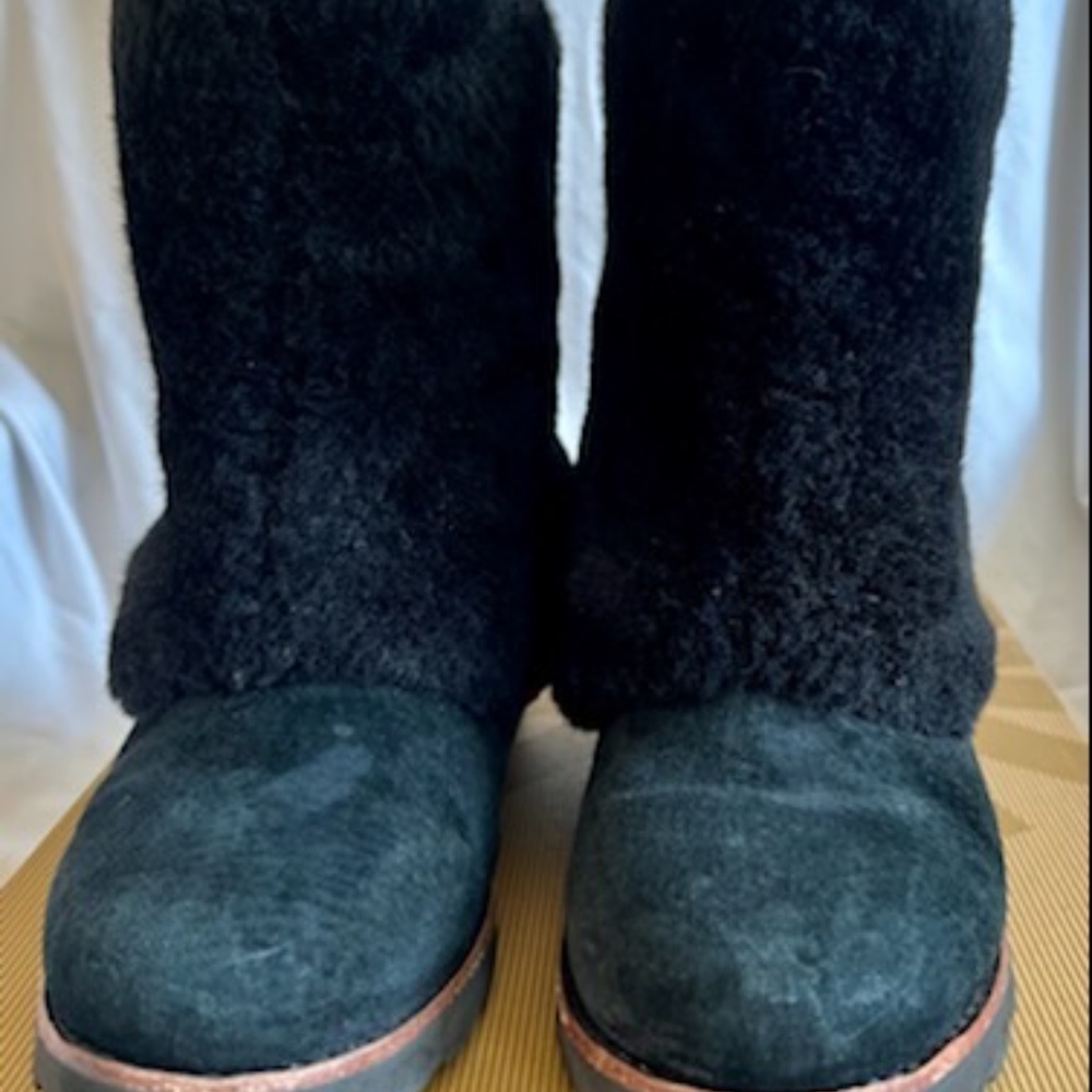 Ugg Maylin Boots Black 3220, Size 9